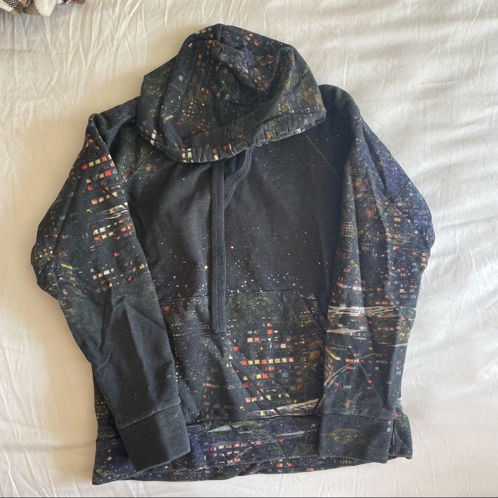 Hoodie with city lights design